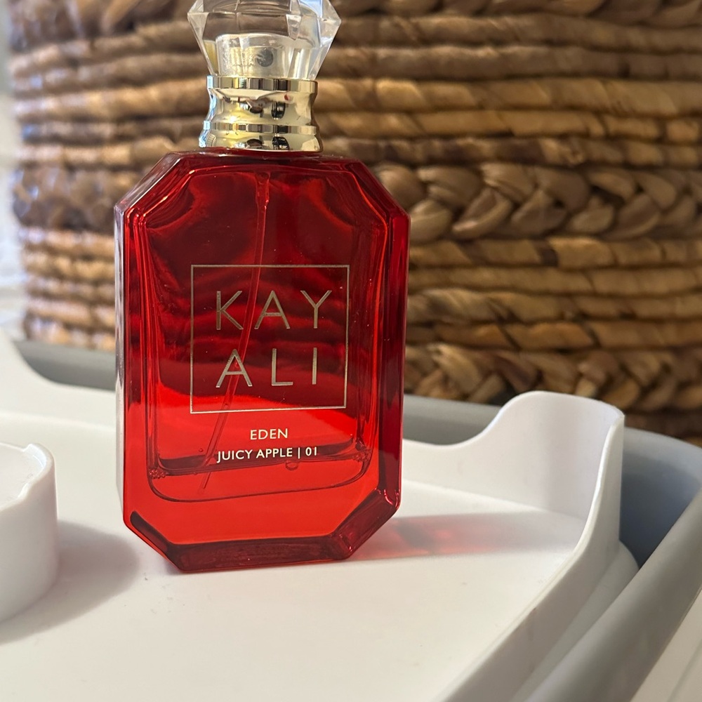 Kayali perfume